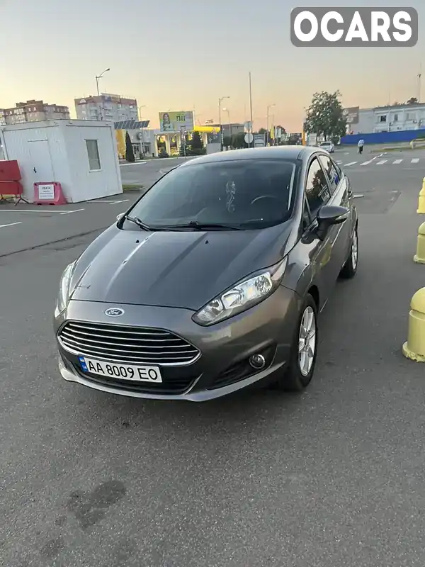 Седан Ford Fiesta 2015 1.6 л. Автомат обл. Київська, Бориспіль - Фото 1/12