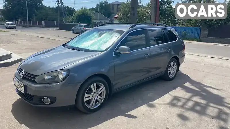 Універсал Volkswagen Golf 2010 1.6 л. Ручна / Механіка обл. Житомирська, Коростишів - Фото 1/12