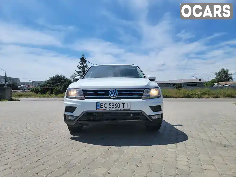 Позашляховик / Кросовер Volkswagen Tiguan 2017 2 л. Автомат обл. Львівська, Львів - Фото 1/21