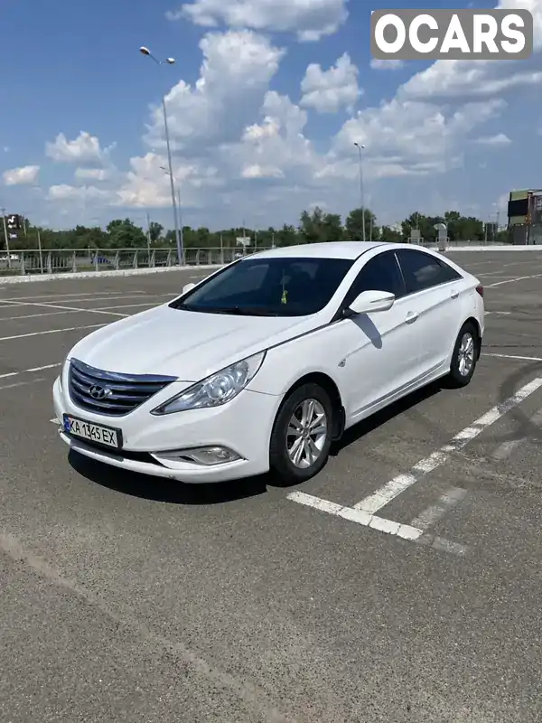 Седан Hyundai Sonata 2015 2 л. Автомат обл. Киевская, Киев - Фото 1/21