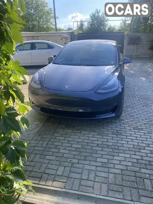 Седан Tesla Model 3 2022 null_content л. обл. Харківська, Харків - Фото 1/16