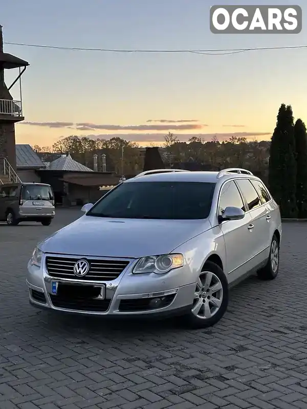 Универсал Volkswagen Passat 2010 2 л. Ручная / Механика обл. Черновицкая, Черновцы - Фото 1/13