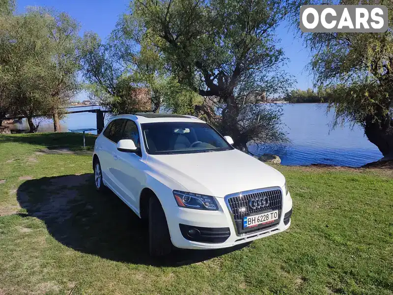 Внедорожник / Кроссовер Audi Q5 2011 1.98 л. Автомат обл. Одесская, Измаил - Фото 1/12