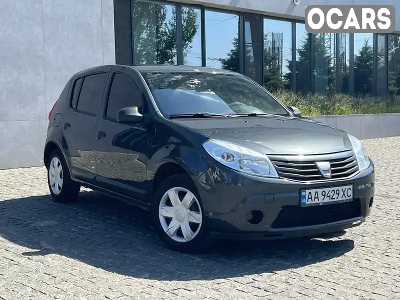 Хэтчбек Dacia Sandero 2010 1.39 л. Ручная / Механика обл. Киевская, Киев - Фото 1/21