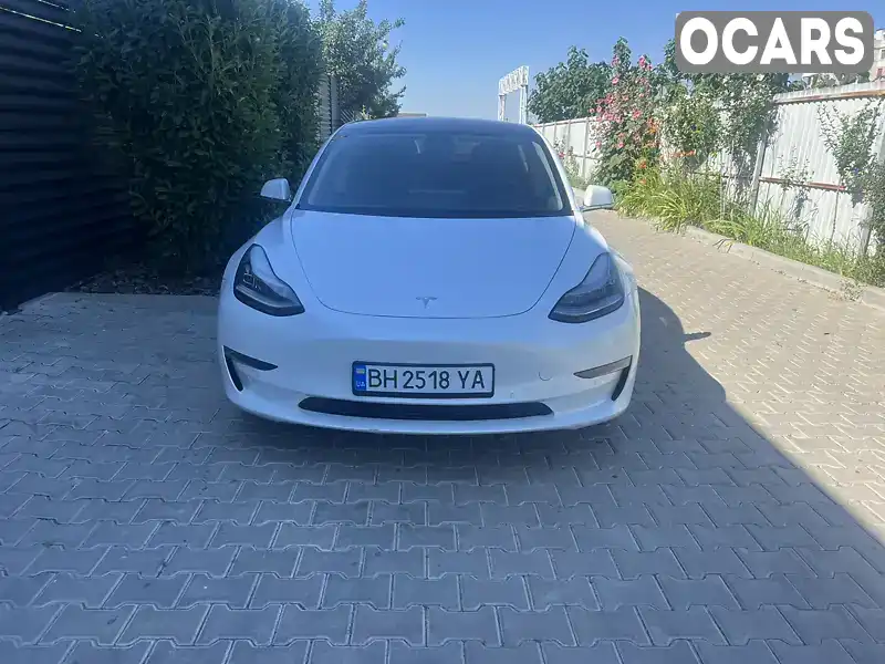 Седан Tesla Model 3 2018 null_content л. обл. Одеська, Одеса - Фото 1/10