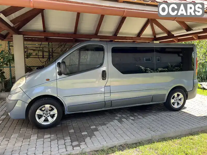 Минивэн Opel Vivaro 2012 2 л. Ручная / Механика обл. Закарпатская, Свалява - Фото 1/21