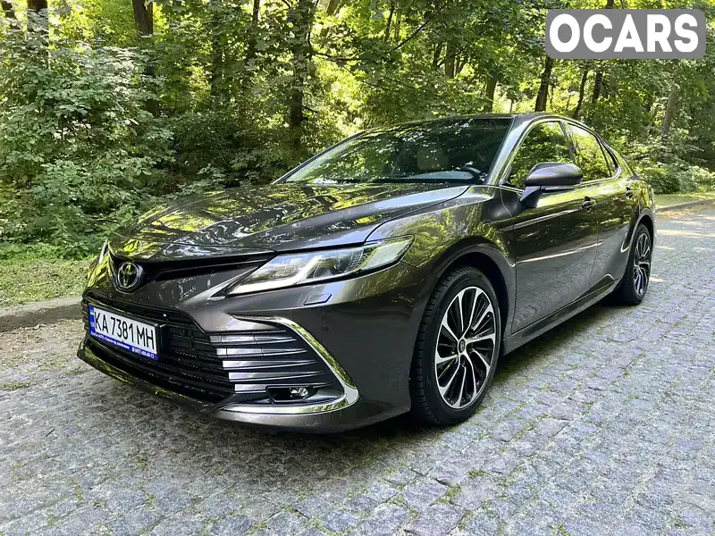 Седан Toyota Camry 2021 2.49 л. Типтронік обл. Київська, Київ - Фото 1/18