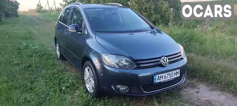 Хэтчбек Volkswagen Golf Plus 2011 1.6 л. Ручная / Механика обл. Житомирская, Бердичев - Фото 1/21