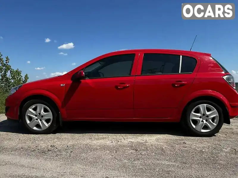 Хетчбек Opel Astra 2012 null_content л. Робот обл. Київська, Київ - Фото 1/14