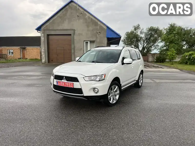 Внедорожник / Кроссовер Mitsubishi Outlander 2012 2.2 л. Автомат обл. Ровенская, Радивилов - Фото 1/21