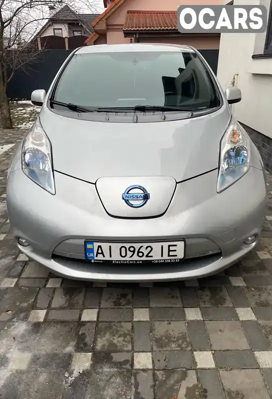 Хэтчбек Nissan Leaf 2013 null_content л. Автомат обл. Киевская, Киев - Фото 1/8