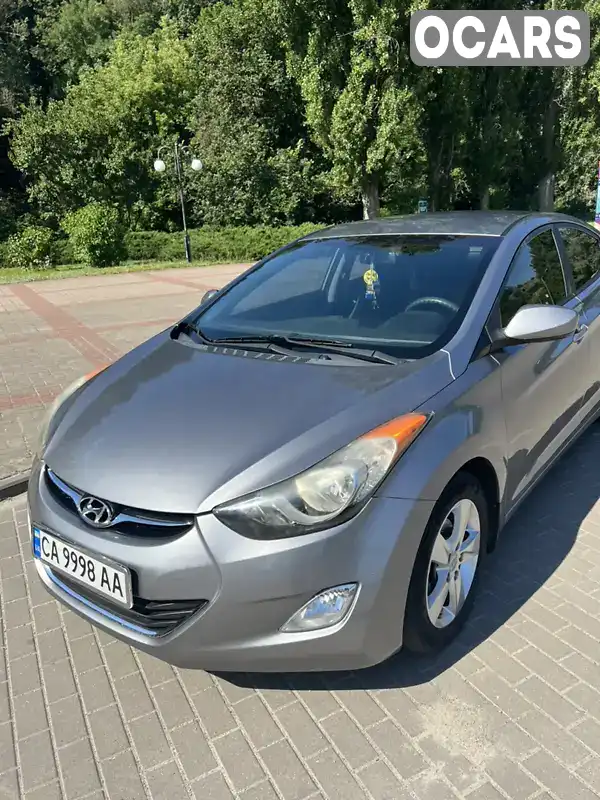 Седан Hyundai Elantra 2013 1.8 л. Автомат обл. Черкасская, Канев - Фото 1/21