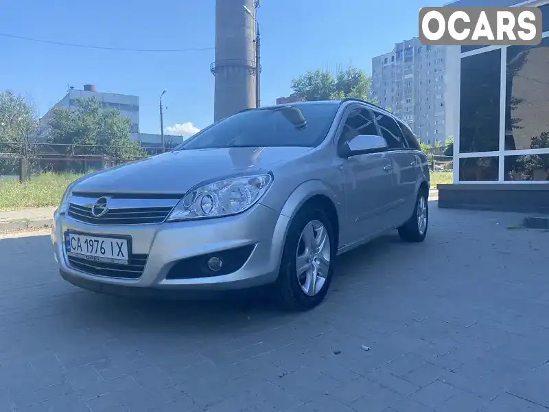 Универсал Opel Astra 2008 1.69 л. Ручная / Механика обл. Черкасская, Черкассы - Фото 1/16