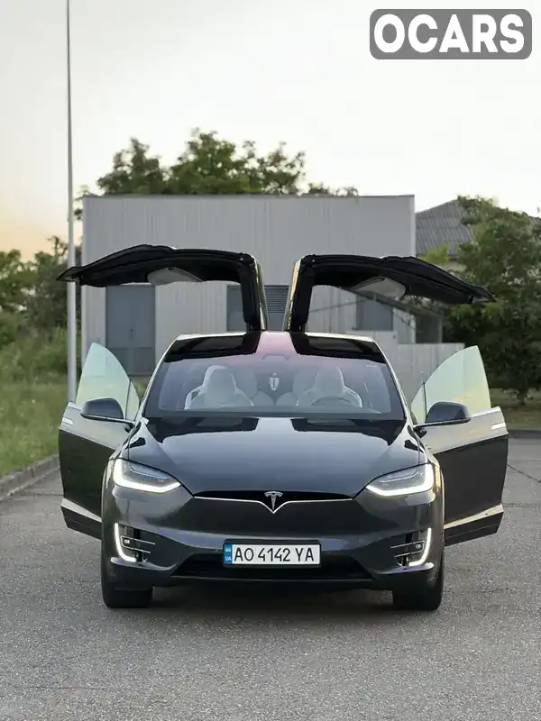 Позашляховик / Кросовер Tesla Model X 2016 null_content л. обл. Закарпатська, Виноградів - Фото 1/21