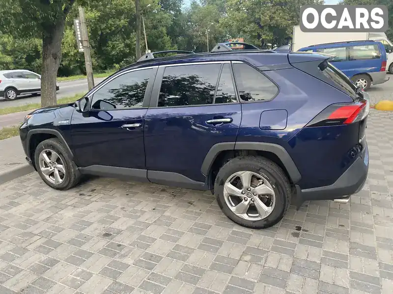 Позашляховик / Кросовер Toyota RAV4 2019 2.4 л. Варіатор обл. Хмельницька, Хмельницький - Фото 1/17