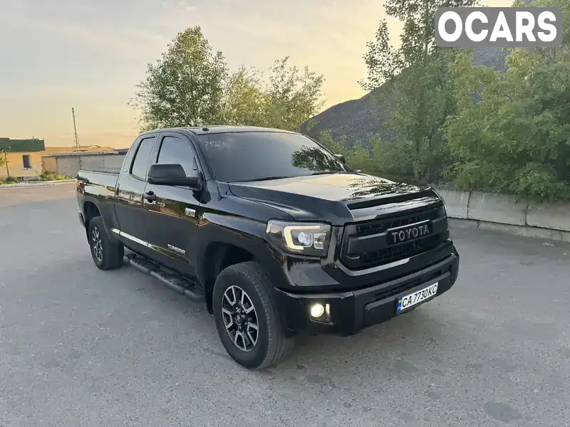 Пикап Toyota Tundra 2016 5.66 л. Автомат обл. Черкасская, Умань - Фото 1/21