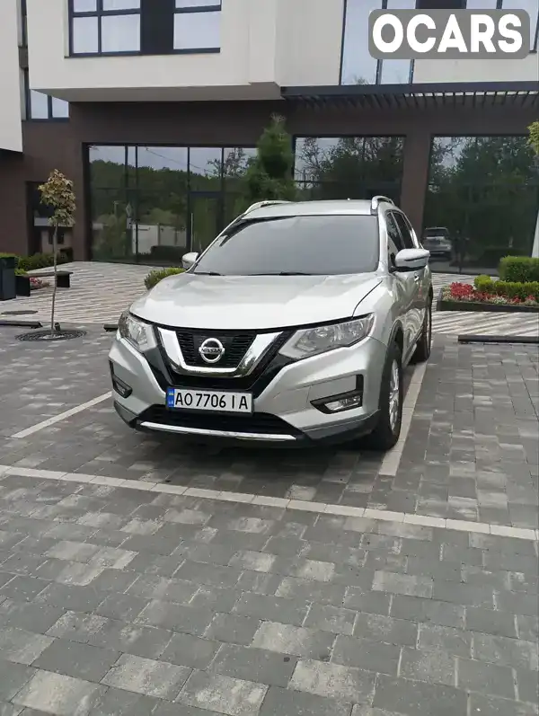 Позашляховик / Кросовер Nissan Rogue 2017 2.5 л. Варіатор обл. Закарпатська, Ужгород - Фото 1/21