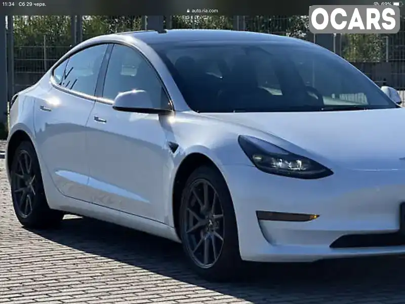 Седан Tesla Model 3 2023 null_content л. обл. Киевская, Киев - Фото 1/7