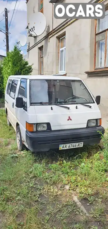 Мінівен Mitsubishi L 300 1988 2 л. Ручна / Механіка обл. Харківська, Харків - Фото 1/9