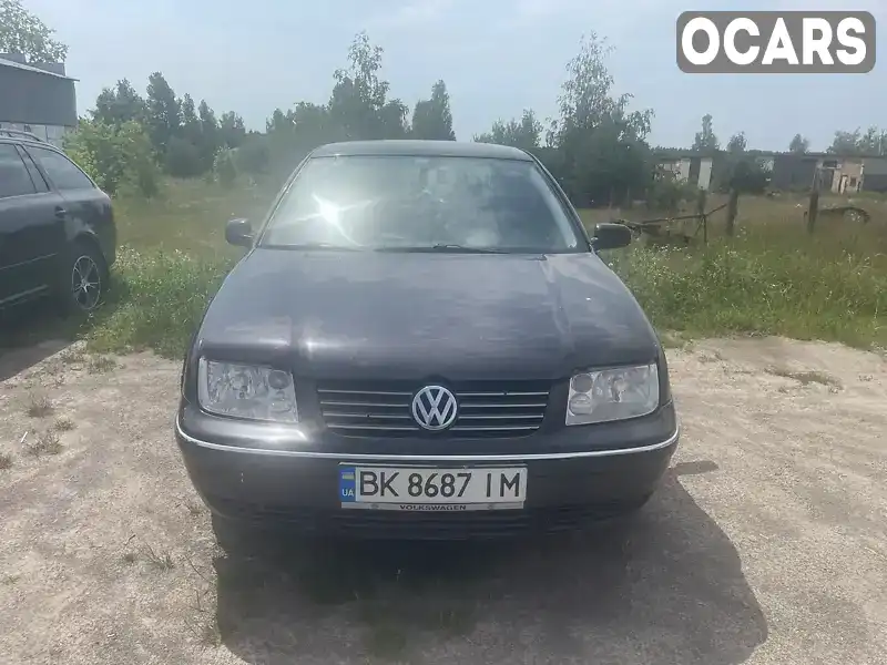 Седан Volkswagen Bora 2002 1.6 л. Автомат обл. Ровенская, Сарны - Фото 1/11