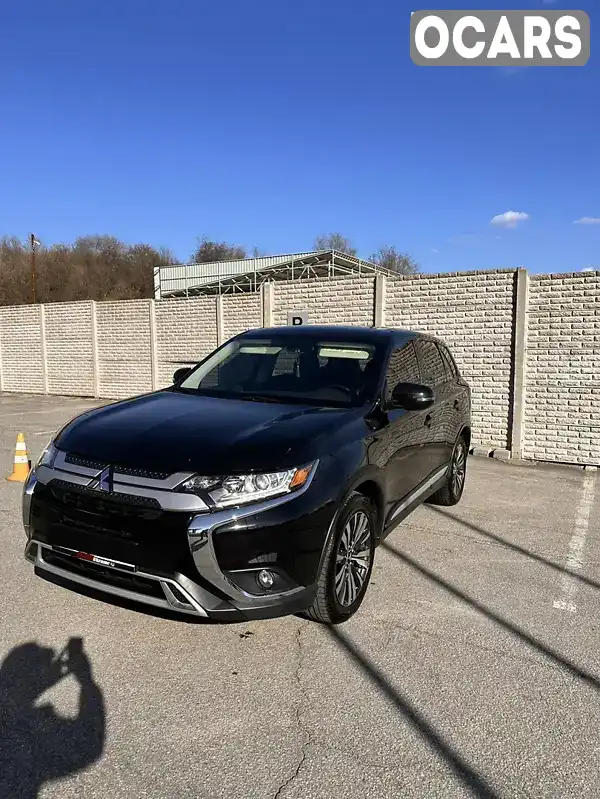 Внедорожник / Кроссовер Mitsubishi Outlander 2018 2.36 л. Вариатор обл. Запорожская, Запорожье - Фото 1/12