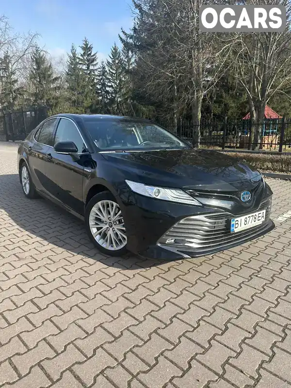 Седан Toyota Camry 2019 2.49 л. Автомат обл. Полтавская, Миргород - Фото 1/16