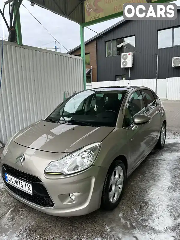 Хэтчбек Citroen C3 2011 1.4 л. Ручная / Механика обл. Черкасская, Черкассы - Фото 1/12