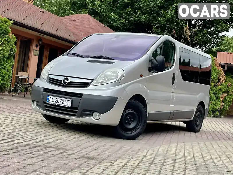 Минивэн Opel Vivaro 2012 2 л. Ручная / Механика обл. Закарпатская, Мукачево - Фото 1/21