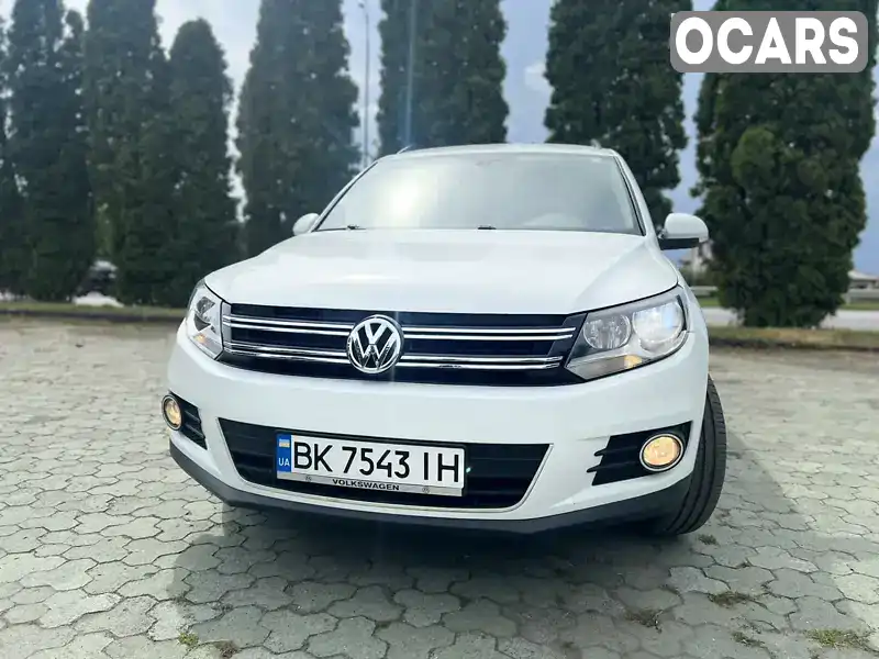 Внедорожник / Кроссовер Volkswagen Tiguan 2015 1.98 л. Автомат обл. Ровенская, Дубно - Фото 1/21