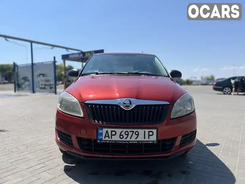 Хэтчбек Skoda Fabia 2014 1.2 л. Ручная / Механика обл. Запорожская, Запорожье - Фото 1/17