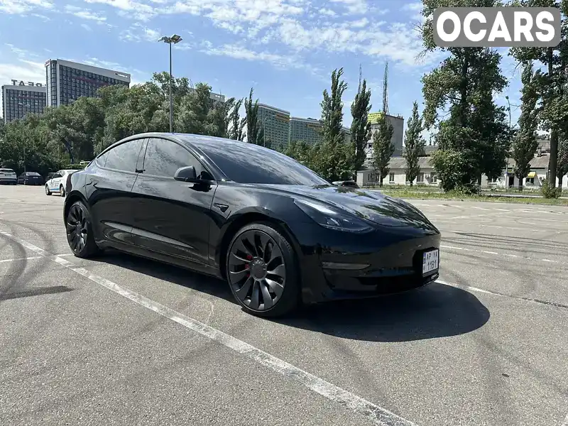 Седан Tesla Model 3 2023 null_content л. обл. Киевская, Киев - Фото 1/13