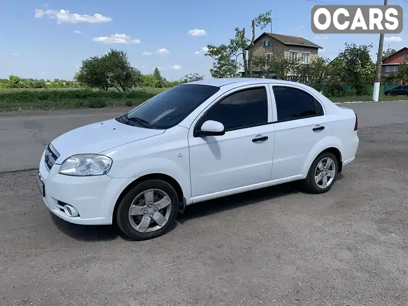 Седан Chevrolet Aveo 2011 1.5 л. Ручная / Механика обл. Киевская, Киев - Фото 1/10