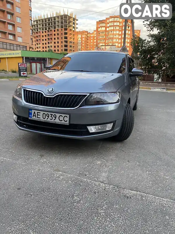 Лифтбек Skoda Rapid 2013 1.6 л. Ручная / Механика обл. Киевская, Ирпень - Фото 1/9