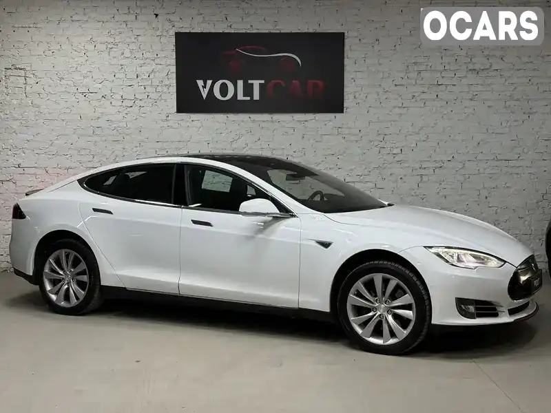 Лифтбек Tesla Model S 2015 null_content л. Автомат обл. Волынская, Владимир-Волынский - Фото 1/21