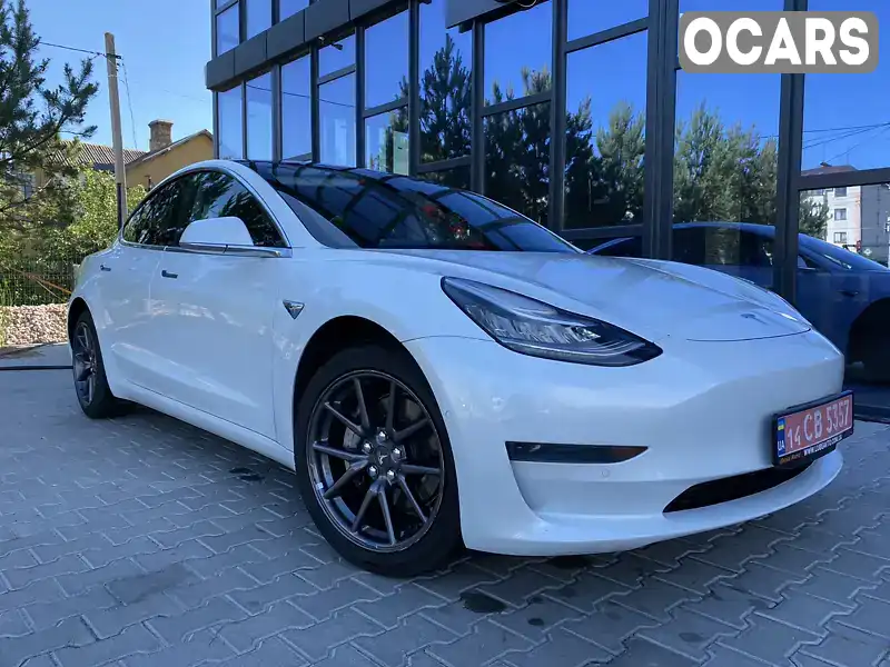 Седан Tesla Model 3 2019 null_content л. Автомат обл. Ровенская, Ровно - Фото 1/21