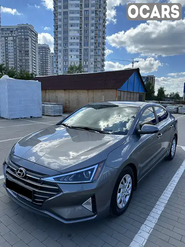 Седан Hyundai Elantra 2019 2 л. Автомат обл. Київська, Київ - Фото 1/21