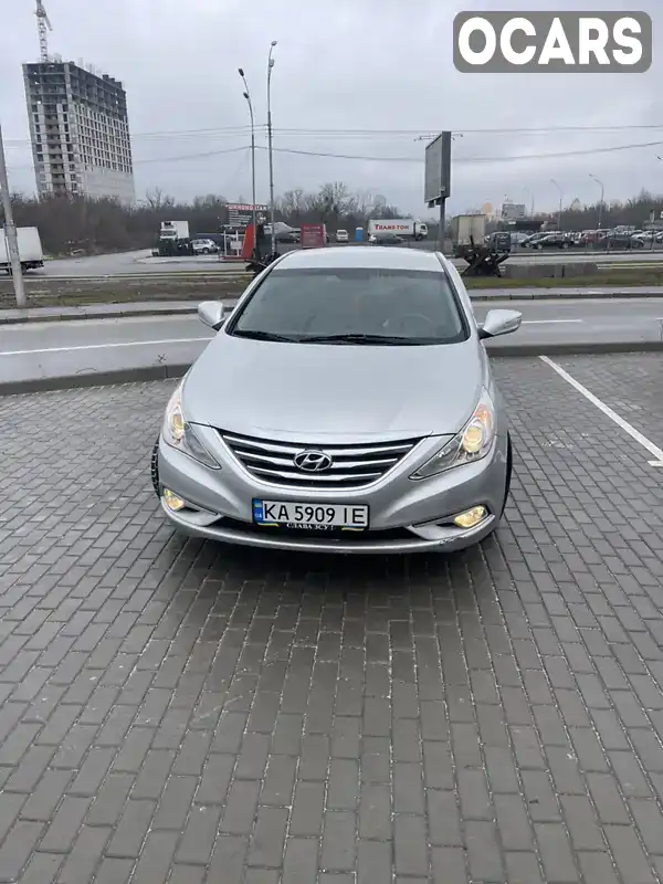 Седан Hyundai Sonata 2013 2 л. Автомат обл. Киевская, Киев - Фото 1/21