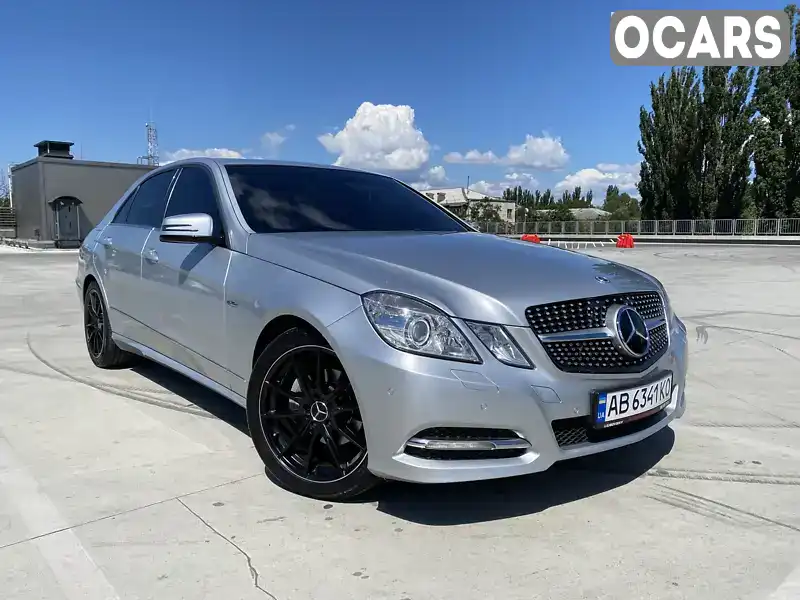 Седан Mercedes-Benz E-Class 2010 1.8 л. Автомат обл. Киевская, Киев - Фото 1/15