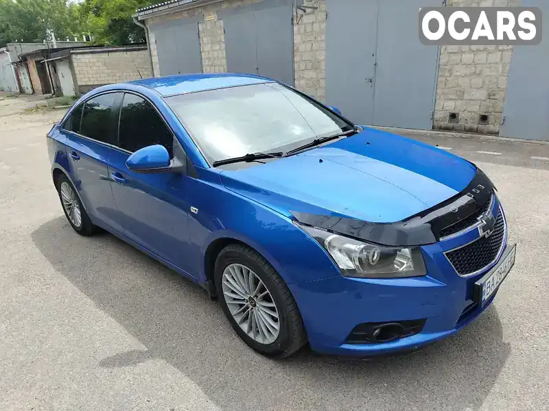 Седан Chevrolet Cruze 2010 1.99 л. Ручная / Механика обл. Кировоградская, Кропивницкий (Кировоград) - Фото 1/11