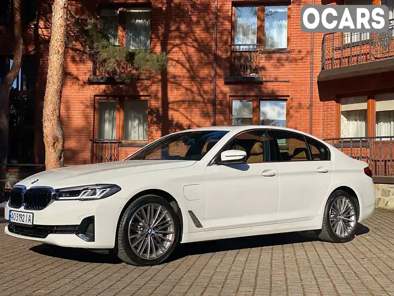 Седан BMW 5 Series 2021 2 л. Автомат обл. Закарпатська, Ужгород - Фото 1/14