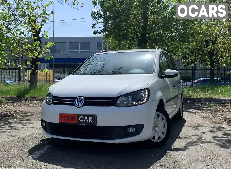 Мінівен Volkswagen Touran 2013 1.6 л. Автомат обл. Київська, Київ - Фото 1/21