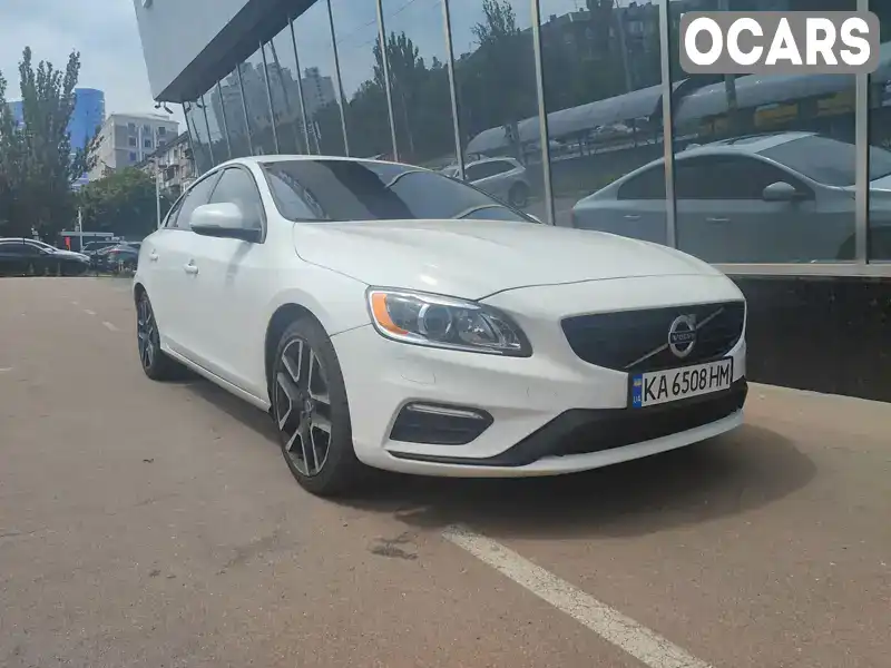 Седан Volvo S60 2018 2 л. Автомат обл. Киевская, Киев - Фото 1/21
