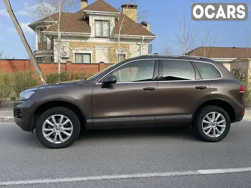 Позашляховик / Кросовер Volkswagen Touareg 2012 2.97 л. Автомат обл. Київська, Київ - Фото 1/13