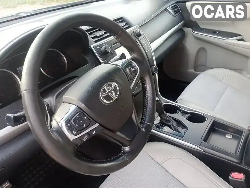 Седан Toyota Camry 2016 2.5 л. Автомат обл. Київська, Київ - Фото 1/21