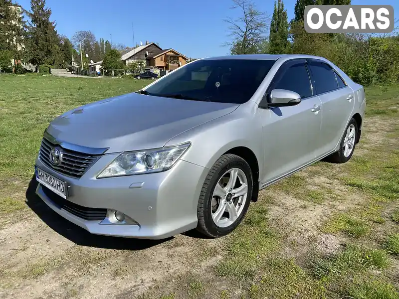 Седан Toyota Camry 2012 2.5 л. Автомат обл. Житомирська, Житомир - Фото 1/21