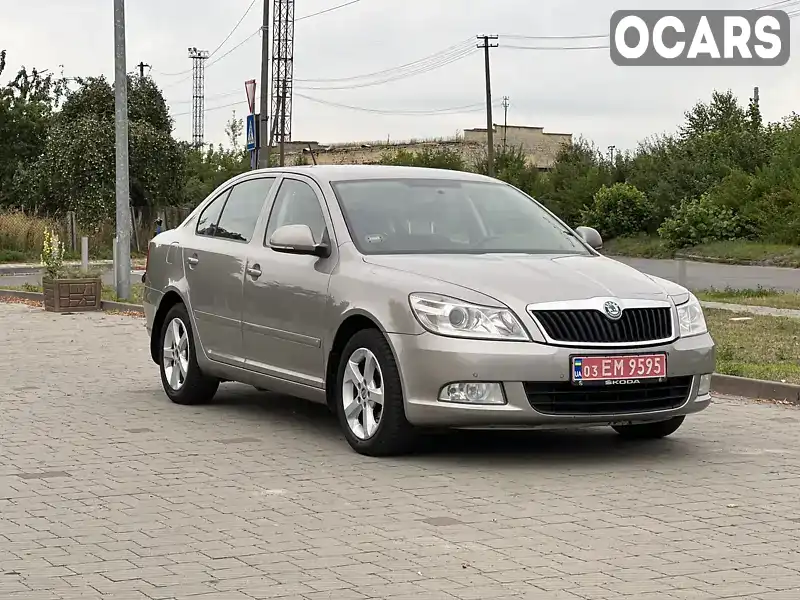 Ліфтбек Skoda Octavia 2012 1.6 л. Ручна / Механіка обл. Волинська, Володимир-Волинський - Фото 1/21