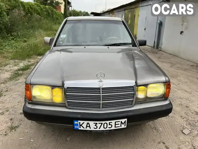 Седан Mercedes-Benz 190 1991 2 л. Ручная / Механика обл. Киевская, Киев - Фото 1/21