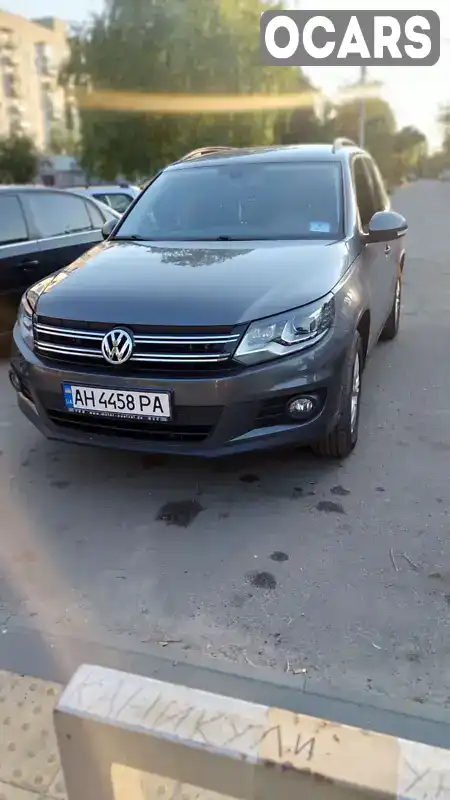 Внедорожник / Кроссовер Volkswagen Tiguan 2012 1.97 л. Ручная / Механика обл. Днепропетровская, Днепр (Днепропетровск) - Фото 1/8