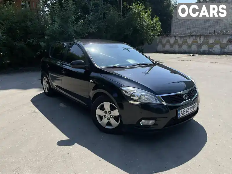 Хэтчбек Kia Ceed 2012 1.59 л. Ручная / Механика обл. Днепропетровская, Днепр (Днепропетровск) - Фото 1/21