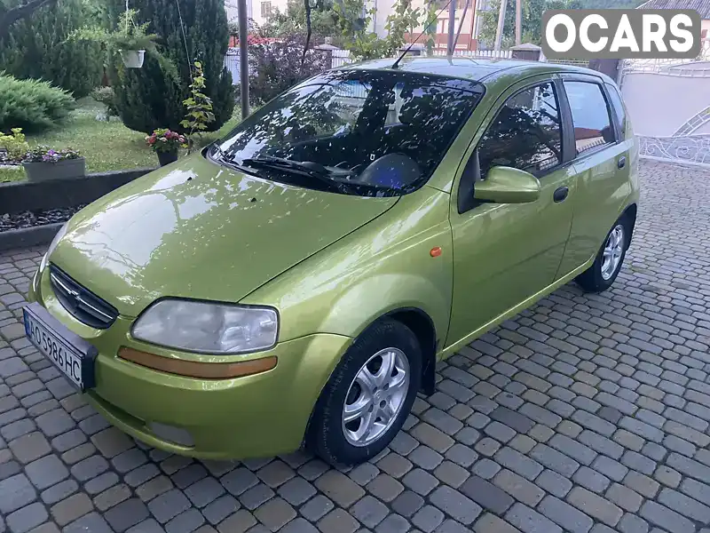 Хэтчбек Chevrolet Aveo 2005 1.5 л. Ручная / Механика обл. Закарпатская, Мукачево - Фото 1/13